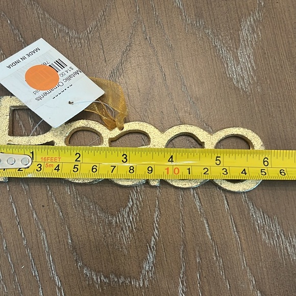 Joy & Peace Gold Metallic Ornaments NWT - Picture 6 of 6